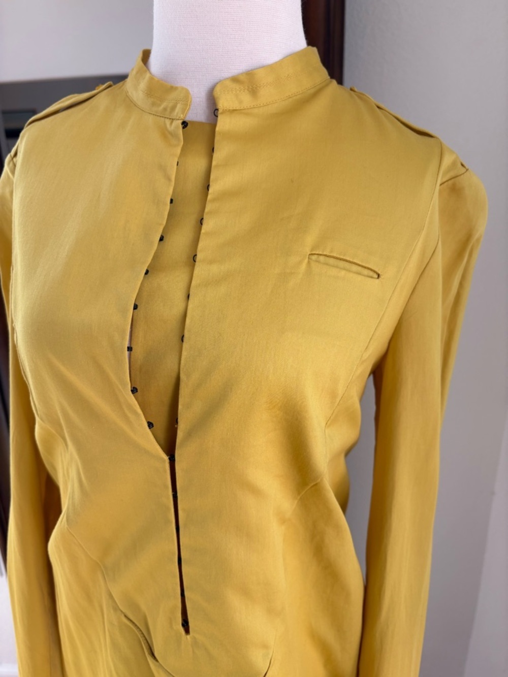 Mandarin-Collar Mustard Long-Sleeve Shift Dress - Picture 2 of 6